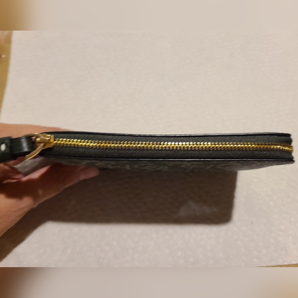 COACH WRISTLET MONOGRAM NWT - Picture 5 of 11